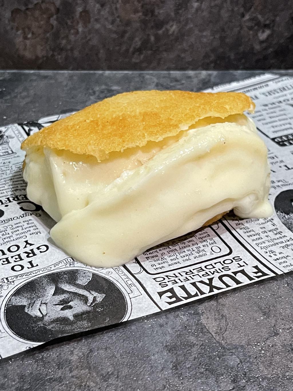 AREPA QUESO DE MANO 